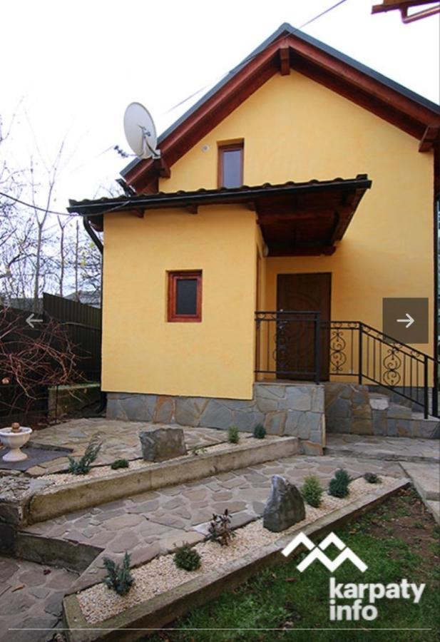 Vila Dva Opryshka Jaremče Exteriér fotografie
