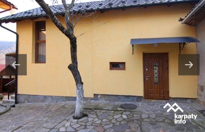 Vila Dva Opryshka Jaremče Exteriér fotografie